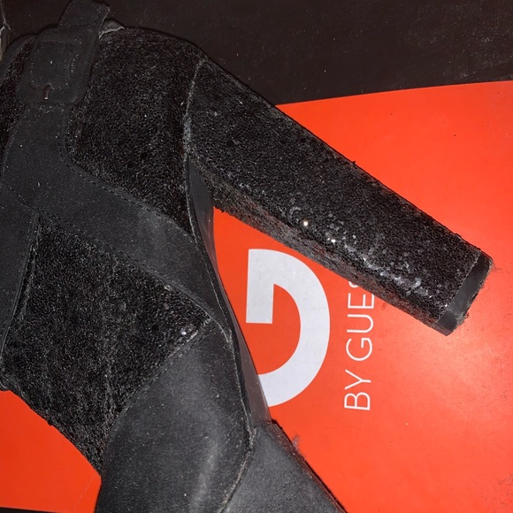 GUESS HEELS - Picture 4 of 4